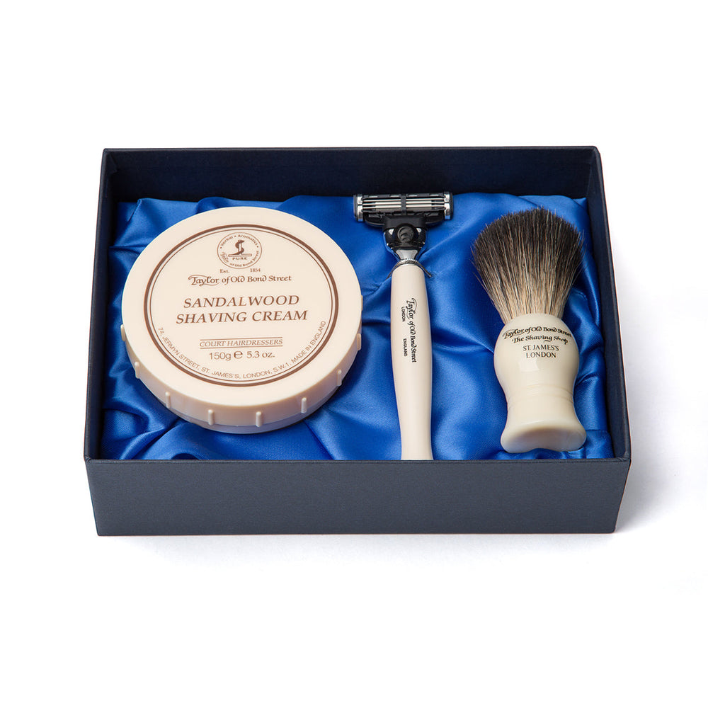Taylor of Old Bond Street No. 74 Set de regalo forrado en satén