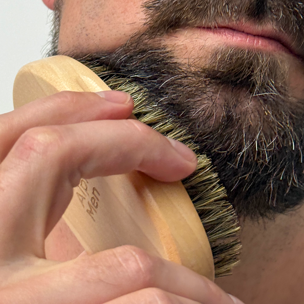 The Alpha Men Beard Brush